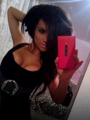 Shaylee from Texas is looking for adult webcam chat