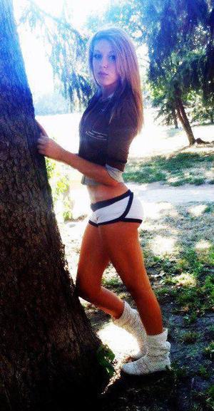 Dallas from Mississippi is looking for adult webcam chat